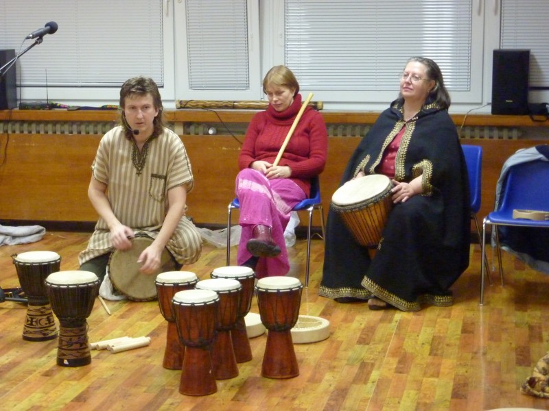 Sueneé, Martina, Hanka